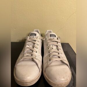 Stan smith tennis shoes